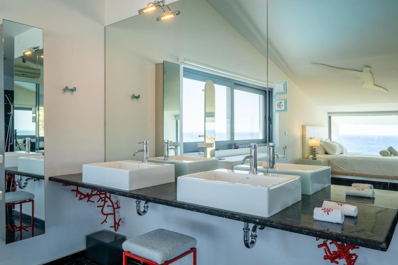 Icarus Luxury Beachfront Villa Gialiskari  Extérieur photo